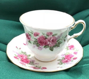 QUEEN ANNE Cup & Saucer Red Roses & Lilacs Bone China 8544 Vintage - Picture 1 of 6