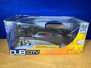 R9-53 JADA TOYS - 1951 LINCOLN MERCURY - DUB CITY -1:24 SCALE - DIE CAST - NIB - Picture 1 of 7