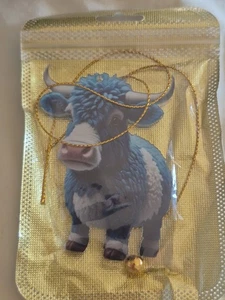 Laser Cut Acrylic 3"×2.5" Blue And White Highland Cow with Horns NEW J-1 - Picture 1 of 12
