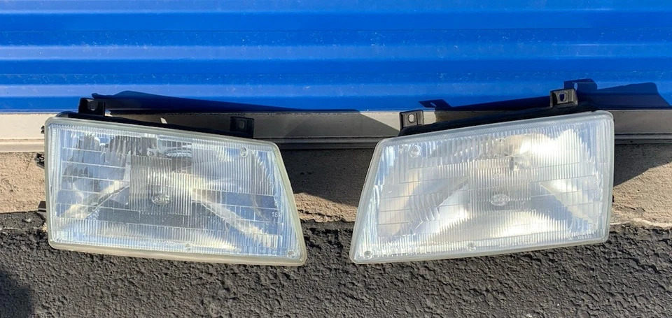 Par de lámparas de cabeza de faros Hella Saab 900 SPG 1987-1994 ¡¡RARAS!!! Foto 1 de 4