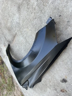 Fender dianteiro com certificação CAPA para Dodge Grand Caravan 2008-2020 lado do motorista - Imagem 1 de 4