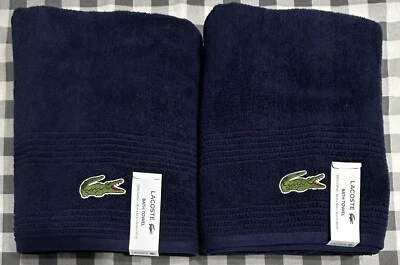 NUEVO CON ETIQUETAS - Lote de 2 - Toalla de baño Lacoste azul marino 100 % algodón 30"x52" logotipo de cocodrilo Foto 1 de 4