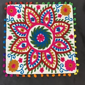Boho Crewel Stickerei Floral rosa türkis rot Blumen Kissenbezug 16" Quadrat - Bild 1 von 8