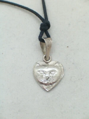 Cuore a Ciondolo in ARGENTO 925 con Gatto - Micio - Felino - Gattino - - Immagine 1 di 4
