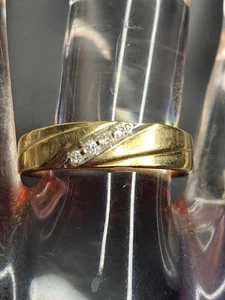 Vintage 10K Designer Yellow Gold 4 Diamond Ring Sz 10  3.2 Grams - Picture 1 of 24
