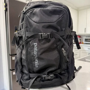 Patagonia Black Atacama 28L Wander Trail Bag Camping Rucksack Backpack sehr guter Zustand! - Bild 1 von 11