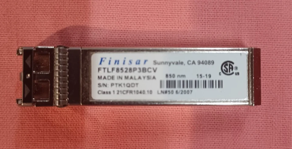 Finisar FTLF8528P3BCV  Transceiver - Bild 1 von 1