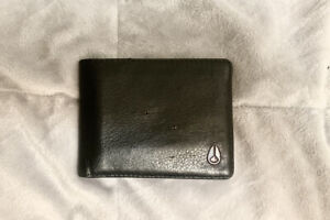 Nixon Cape Vegan Leather Wallet Black