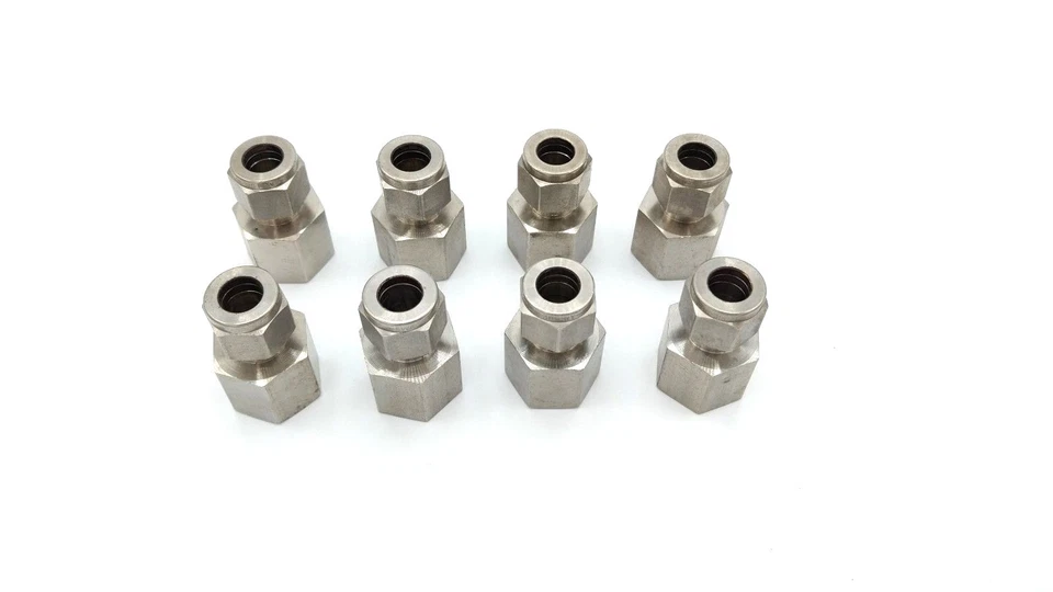 ¡¡NUEVO!! LOTE DE 8! Swagelok SS-600-7-6 acero inoxidable 3/8 pulgadas Tubo OD x 3/8 pulgadas. FNPT Foto 1 de 1