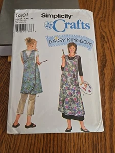 Vintage Simplicity Apron Daisy Kingdom Pattern - Picture 1 of 2