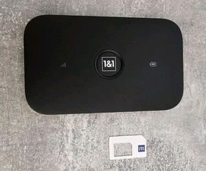 Huawei E5573C Mobiler Hotspot 4G LTE WLAN Router - Reisen Camping + SIM Adapter - Bild 1 von 2
