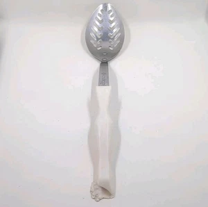 Cuchara ranurada con mango blanco perla CUTCO 17 KD acero inoxidable hecha en EE. UU. LEER DERRETIR - Imagen 1 de 11