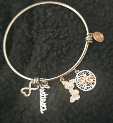 Love This Life Dos Tonos Cristal Bestias, Flor Mariposa y Dije Infinito... Foto 1 de 3