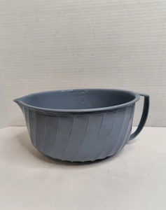 VTG Shamrock Neatway Blue Mixing Bowl 2.5 Qt 10 Cup 1960s USA Minneapolis - Picture 1 of 8