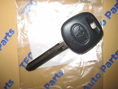 Toyota Prius 4Runner Camry Rav4 Sienna Highlander Key Blank Genuine OEM New - Image 1 of 4