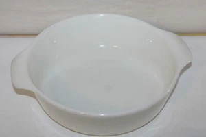 Oven Proof Casserole Dish 438 White 2 Qt. /#38 - Picture 1 of 11