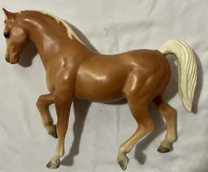 Breyer #4 “Faith” Family Arabian Stallion Palomino Traditional Vintage - Picture 1 of 9