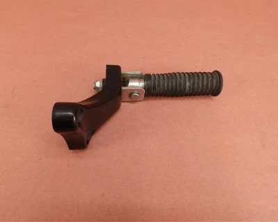 1996-2008 KAWASAKI VULCAN 1500 VN1500E левая задняя пассажирская ножная опора - Изображение 1 из 4