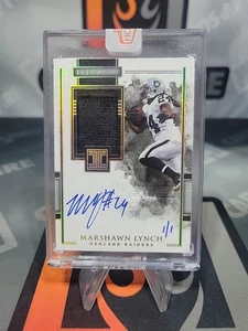 2020 Honors 2018 Panini Impeccable - Marshawn Lynch Elegance Patch /Auto 1/1 - Picture 1 of 2