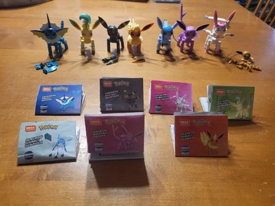 LOTE 8 Mega Construx Pokemon Figuras Vaporeon Glaceon Umbreon Espeon Sylveon + - Imagem 1 de 4