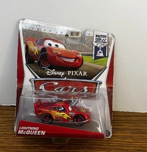 Disney Pixar Cars Movie Piston Cup (2012) Lightning McQueen Toy Car - Picture 1 of 4