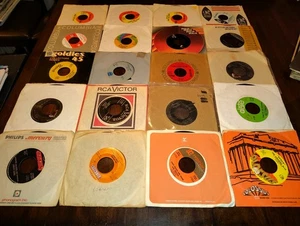 (20) 45 rpm 7" Vinyl Records Jukebox Collection Lot 1960's Songs Beach Boys  - Picture 1 of 21
