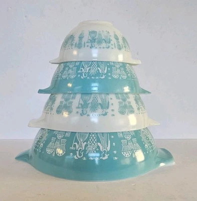 Vintage Pyrex Turquoise Amish Butterprint Cinderella Mixing Nesting Bowls Set 4 - Image 1 of 4
