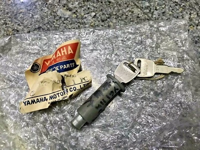 Yamaha AS2C CS5 RD125 RD200 YAS1 YG1 YGS1 YJ2 YL1 Steering Lock NOS 122-23480-00 - Image 1 of 3