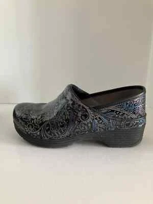 Dansko Women's LT Pro Clogs Shoes Paisley Patent Leather 2019 Round Toe EU37 - Image 1 of 4
