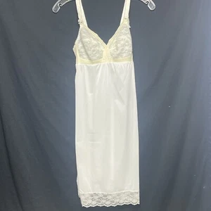 VTG Nylon full Slip Sears THE DOESN'T BRA SLIP Anti-Cling Ivory Lace Size 34B - Picture 1 of 7