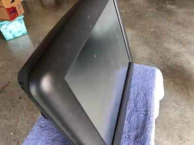 Radiant P1220 POS Touchscreen Terminal with Card Reader - Image 1 of 4