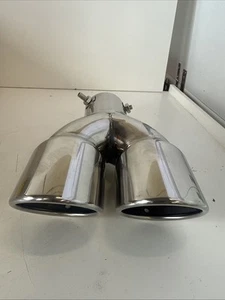 Dual Exhaust Tip Tailpipe 2.5 Inch Inlet 3.5" Outlet 9.5" Length Silver Angled - Picture 1 of 4