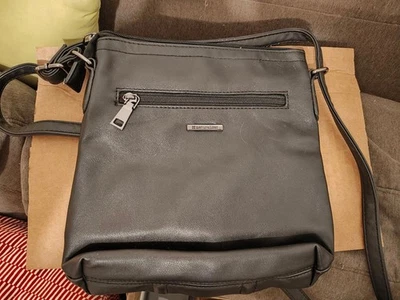 Bolsa de mão Naturalizer preta nova sem etiquetas - Imagem 1 de 3