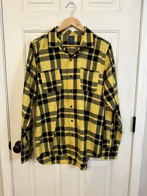 Franela a cuadros mediana Hufflepuff amarilla negra exclusiva tema candente de Harry Potter  Foto 1 de 4