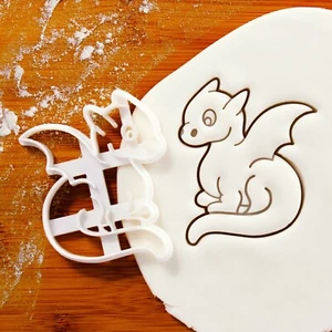 Baby Dragon cookie cutter |wings Medieval dragonologist legendary fire creature - Picture 1 of 6