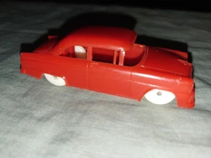 Ford Customline 1955 sedán rojo F&F molde y troquel funciona poste coche de cereales - Imagen 1 de 3