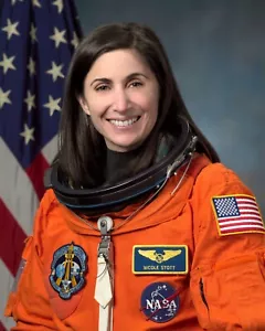 Retrato de astronauta Nicole Stott 8"x10" impresión fotográfica 8x10 - Imagen 1 de 3