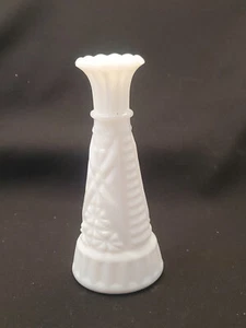 Vaso bocciolo floreale stelle e barre vetro latte bianco con ancoraggio vintage 6 pollici - Foto 1 di 5
