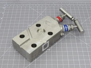 ROSEMOUNT 030541-2124-0000 316SS PRESSURE TRANSMITTER T162439 - Picture 1 of 7