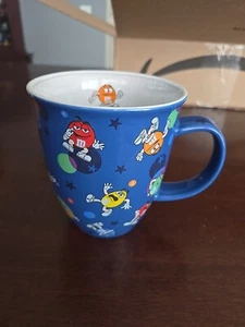 Vintage 1990's MARS M&Ms Ceramic Blue Coffee Cup Mug Gestures Funny Collectible - Picture 1 of 2