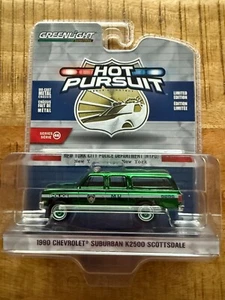 1/64 GREENLIGHT CHASE 1990 CHEVROLET SUBURBAN K2500 HOT PURSUIT NEW YORK - Picture 1 of 3