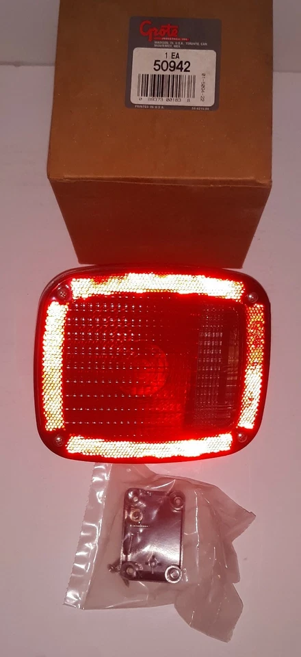Luz giratoria Grote 50942 Stop Tail nueva stock antiguo Foto 1 de 4