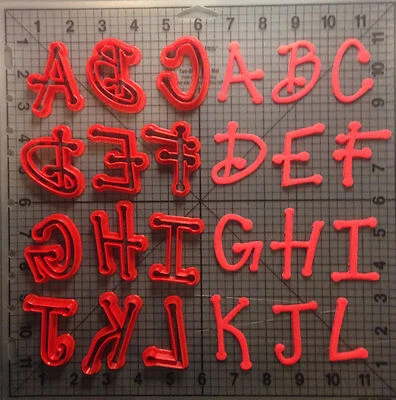 Juego de cortador de galletas Cool Dots Font en mayúsculas Foto 1 de 4