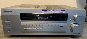 Pioneer  VSX D411 5.1 Channel 100 Watt Receiver, No Remote - Picture 1 of 4