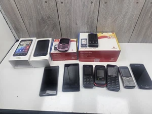 Lot mixte de téléphones portables - Photo 1 sur 23