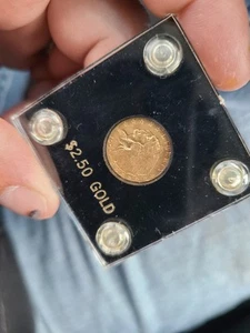 MONEDA DE ORO DE CUARTO DE ÁGUILA CABEZA INDIA 1909 $2,50 TU GRADO - Imagen 1 de 3