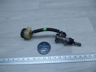 Kawasaki KZ750 LTD K873 1980. cilindro maestro freno trasero y depósito Foto 1 de 4