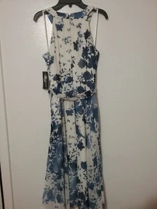 Ladies beautiful dress in white and blue flowers. - Picture 1 of 7