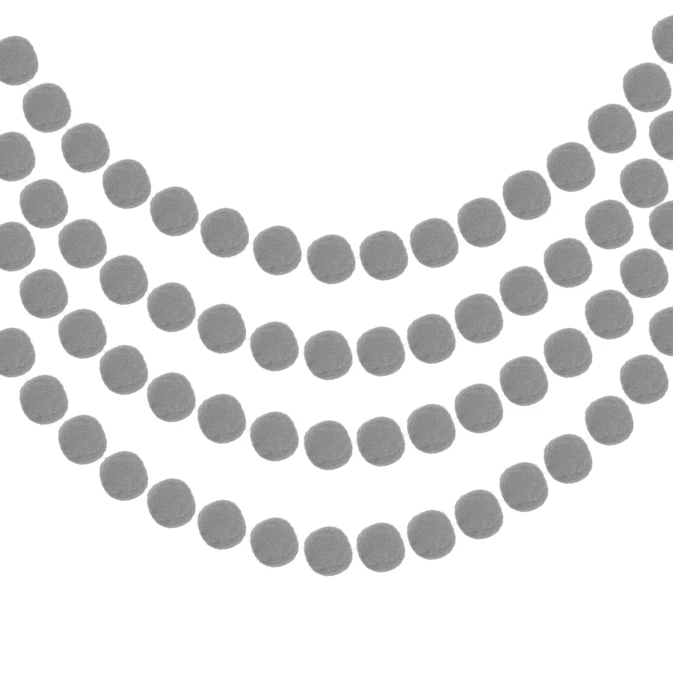 Декоративная гирлянда из 4 шариков Pom Pom 8,2 фута для вечеринок серая - Изображение 1 из 4