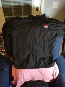 PIZZA HUT Black Full Zip Hooded WINDBREAKER Vented Jacket Employee ADULT Size Sm - Picture 1 of 15